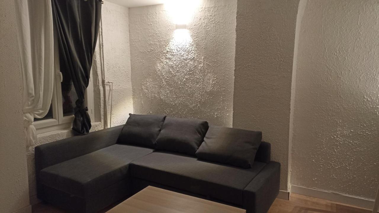 Neuf Climatise Centre #6 *